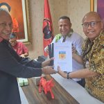 Salut, Anggota DPR RI Terima Calon Tiga DOB di Pegunungan Bintang