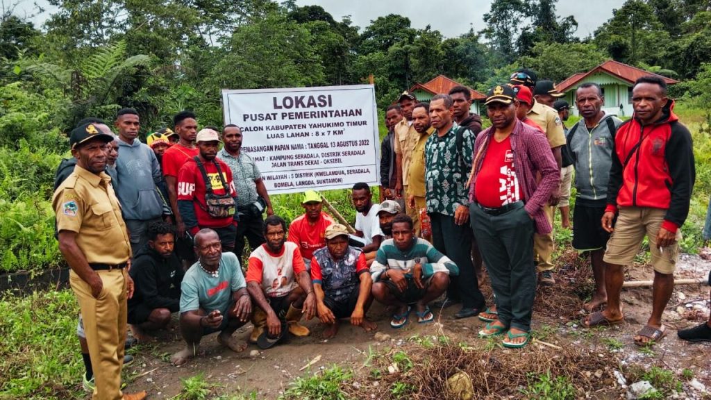 Kuning Biru dan Putih Modern Arung jeram YouTube Thumbnail (3)