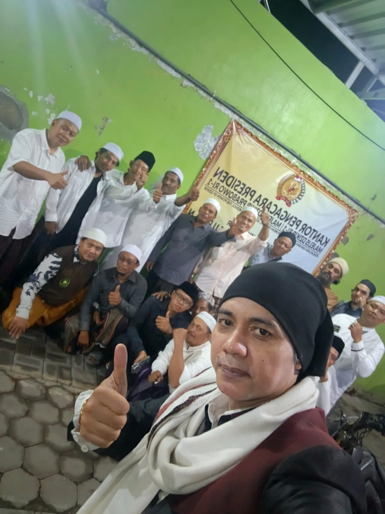 RATUSAN UMAT MEMADATI PADEPOKAN MABES AL-HAMID, PRESIDEN MAJELIS DZIKIR PRABOWO RI-1 IKUT HADIR MENEKANKAN PENTINGNYA IMAN