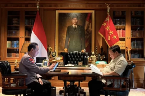 PRESIDEN PRABOWO RI-1 PANGGIL KAPOLRI KE HAMBALANG, SATU JAM BAHAS KEAMANAN NASIONAL