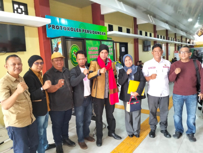 HABIB JINDAN BERSAMA MAJELIS DZIKIR PRABOWO RI-1 KALTIM AKAN DATANGI KAPOLDA KALTIM TERKAIT ISU KAPOLDA BISA DICOPOT PERUSAHAAN TONGKANG